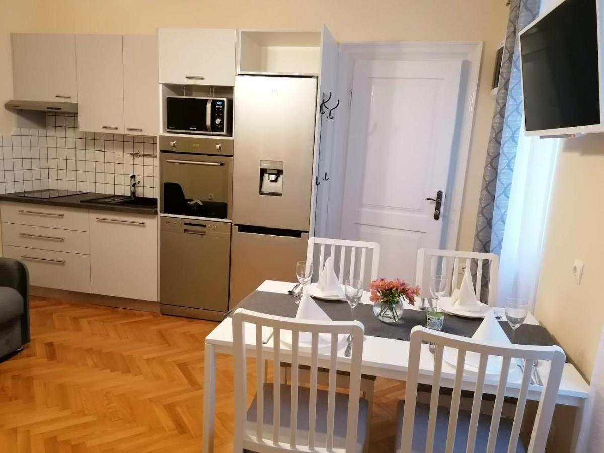 Apartman Lusetic Abbazia Esterno foto